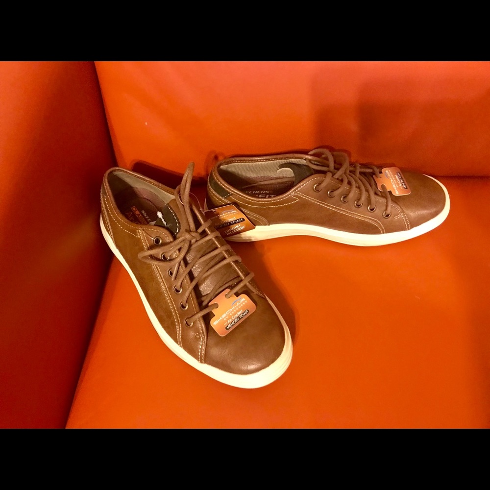 SKETCHERS leather sneakers air cooled/memory foam